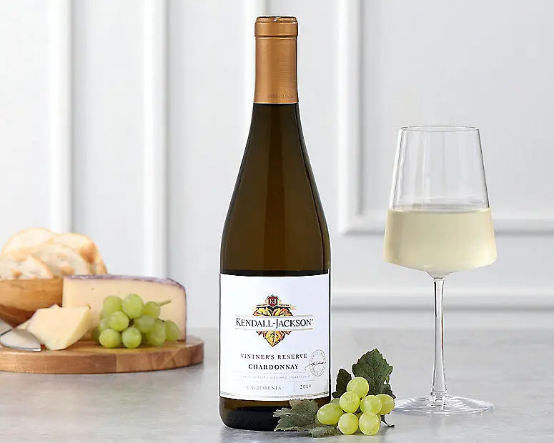 Kendall-Jackson Chardonnay wine bottle